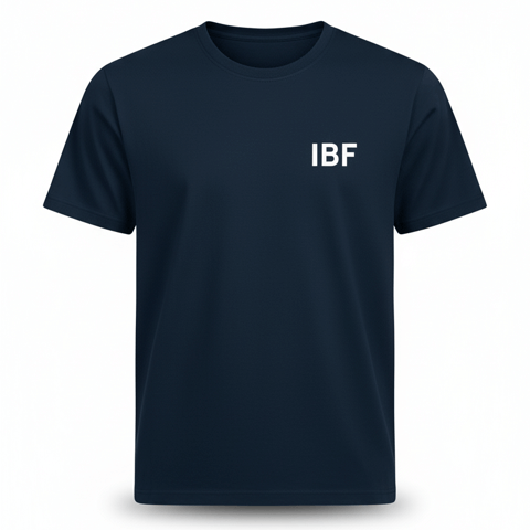 自社商品のネイビー色のTシャツをアップロードして、「画像B」として覚えさせる